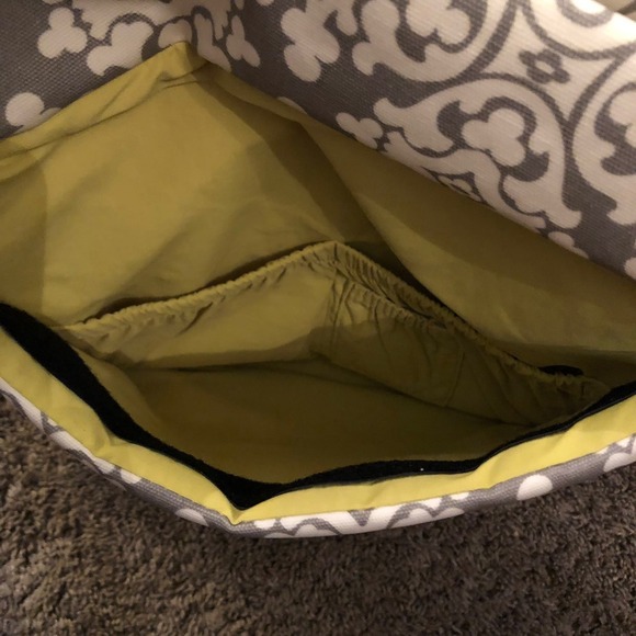 Petunia Pickle Bottom Diaper Bag EUC‎ - Picture 10 of 11